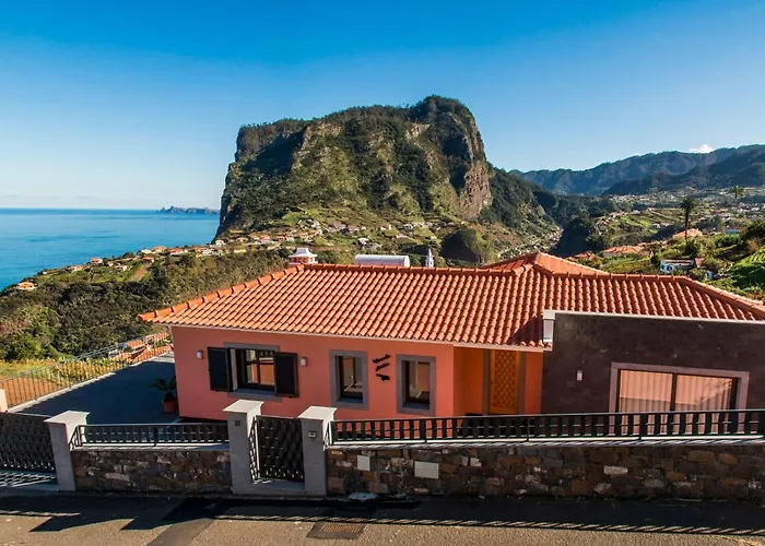 Tatil Evi Elegantes Haus In Santana Mit Garten Und Grill By Interhome